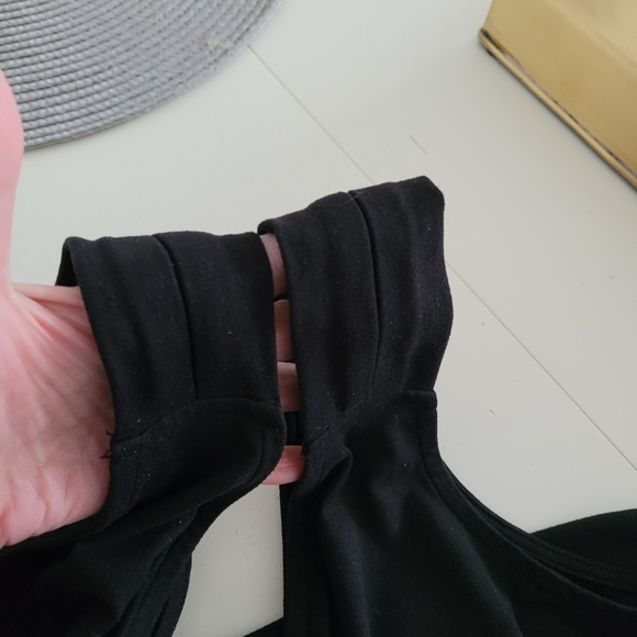 Jumpsuit With Pockets Size Medium - Picture 8 of 11